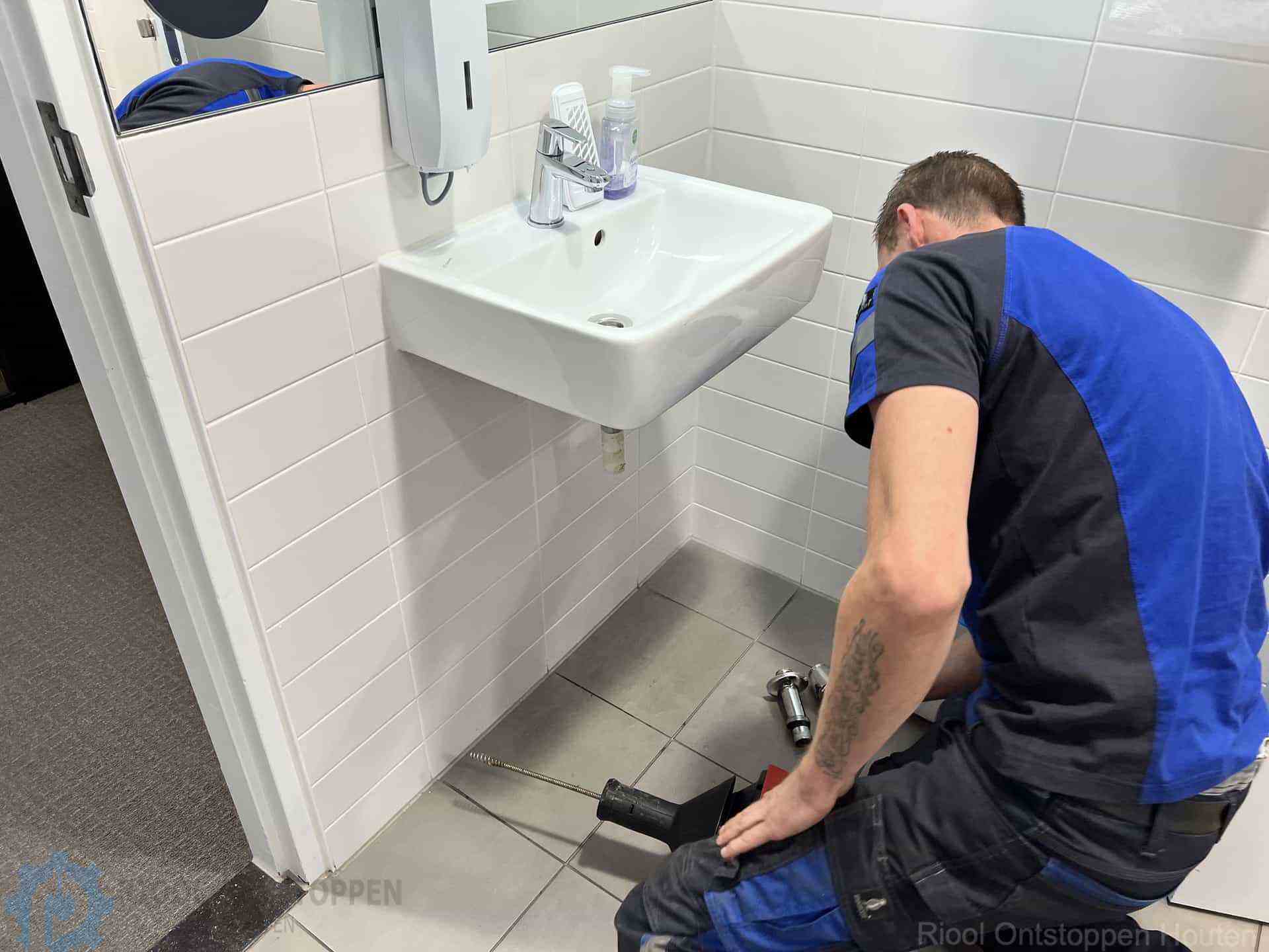 Gootsteen Ontstoppen Houten Gootsteen Ontstoppen Houten