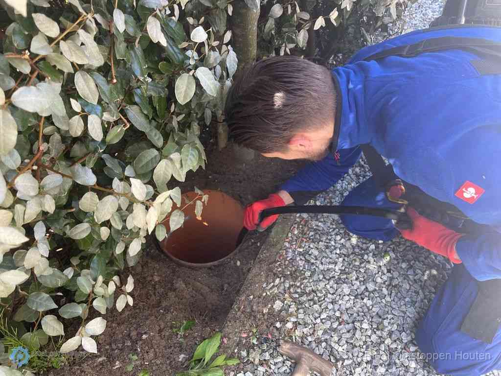 Verstopt Riool Ontstoppen Houten Verstopt Riool Ontstoppen Houten